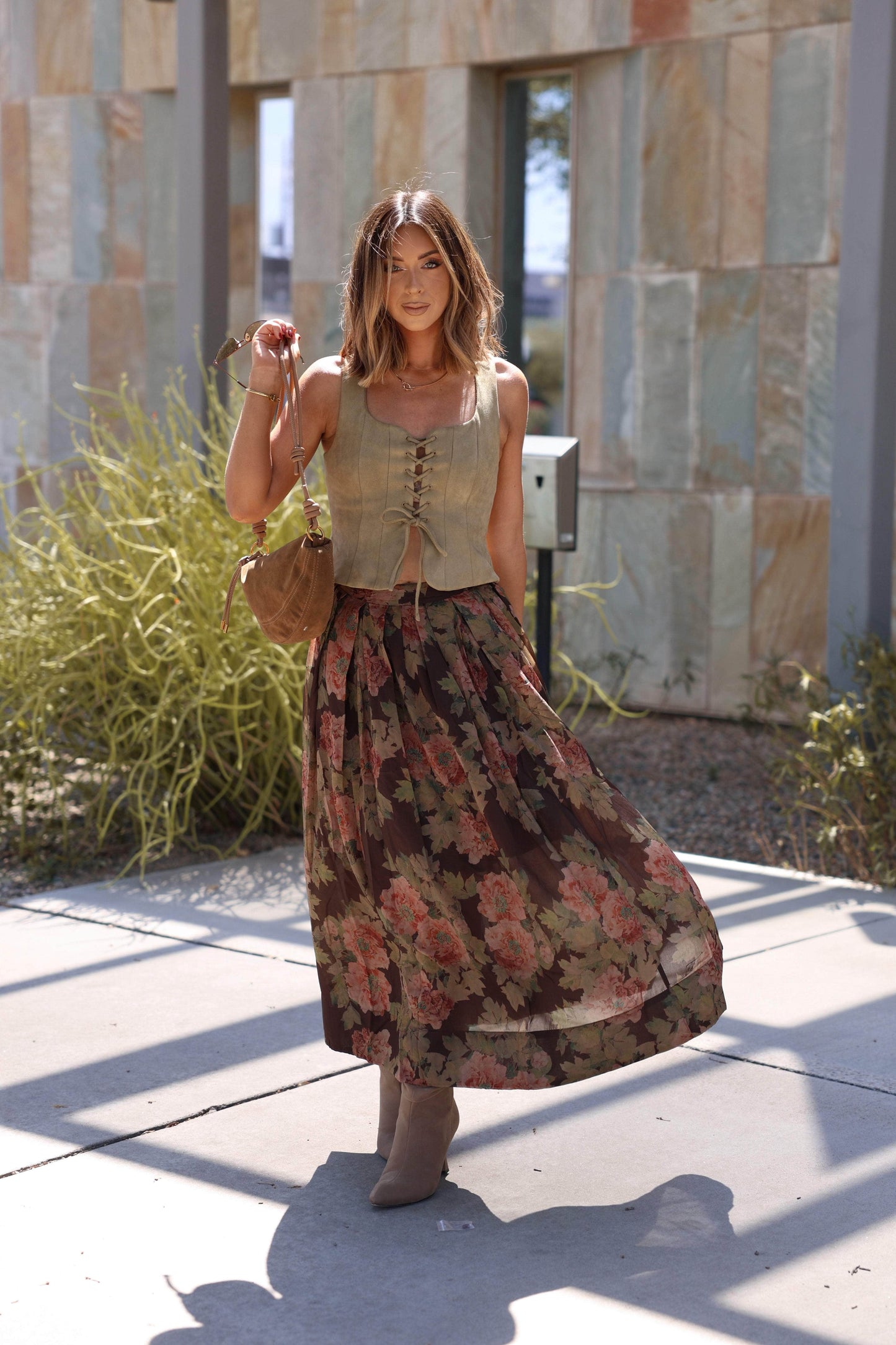 Romanticize Fall Floral Skirt
