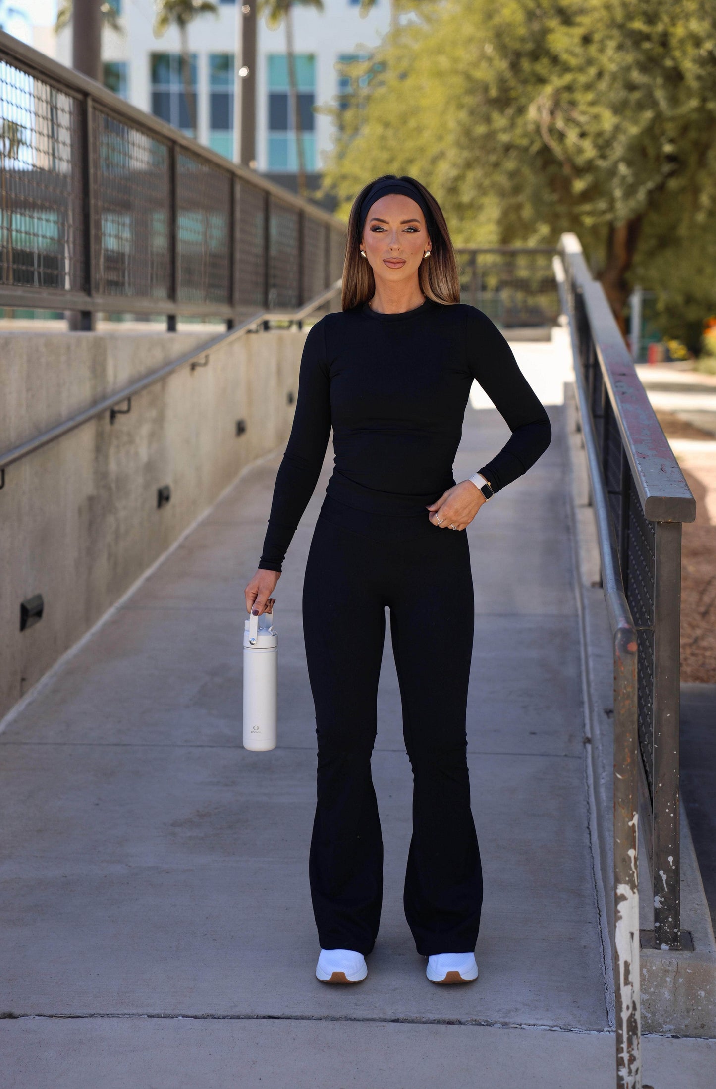 Crossover High Waisted Flare Legging